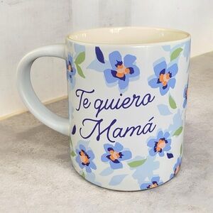 NWT Room Essentials "Te Quiero Mamá" Floral
Stoneware Mug - 16 oz